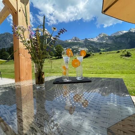 Chalet Inarpa - Appartements Et Suites Ла-Клюсаз Экстерьер фото